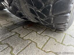 Mercedes-Benz Arocs 2642 LS 6X4