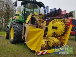 John Deere 8400