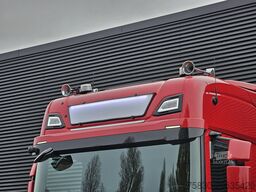 Scania S660 V8 6X2/4 / RETARDER / FULL AIR / HYDRAULIC