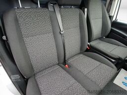 Mercedes-Benz VITO 116 NEUES MODELL AUT AHK KAMERA NAVI MBUX