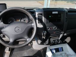 MERCEDES-BENZ Sprinter 519 CDI RTW / 1. Hand /SHZ / Fzg Nr:A16