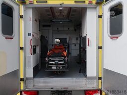 MERCEDES-BENZ Sprinter 519 CDI RTW / 1. Hand /SHZ / Fzg Nr:A16