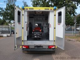 MERCEDES-BENZ Sprinter 519 CDI RTW / 1. Hand /SHZ / Fzg Nr:A16