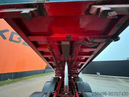 Volvo FM 460 8x4*4 BOX L=6153 mm