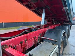 Volvo FM 460 8x4*4 BOX L=6153 mm