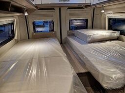 PÖSSL Roadstar 600 L Automat 180PS