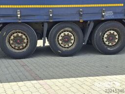 Kögel Curtainsider Mega