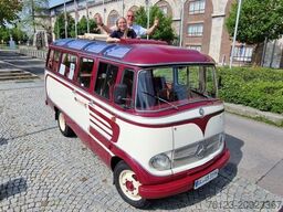 MERCEDES-BENZ Vorgänger Sprinter O 319 Samba mit Faltdach AC