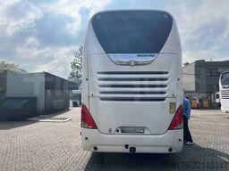 Neoplan Skyliner