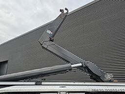 Ginaf X6 4242 CTSE 8x4 / 40T HAAKARM + EPSILON Z KRAAN