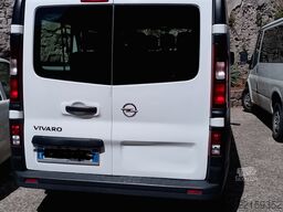 Opel vivaro 1.6 biturbo 9 posti
