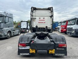 SCANIA R 520 6x2 con ralla variabile