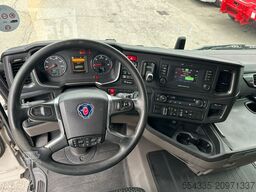 SCANIA R 520 6x2 con ralla variabile