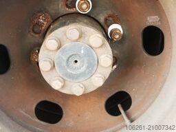 MERCEDES-BENZ 818D, netto  6600¤