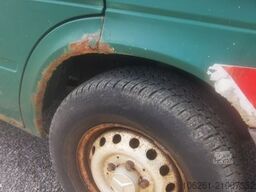 MERCEDES-BENZ Sprinter Pritsche Doka 208 CDI