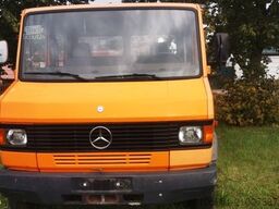 MERCEDES-BENZ 611D