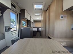 LMC Tandero 510 E Alu/1,8t/GFK-Bug-Dach-Heck/-Paket/Dusch-Paket