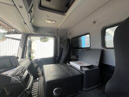Mercedes-Benz Actros 2032 LA 4x4 Actros 2032 LA 4x4/ Rdstand 3.600 mm