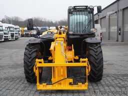 JCB 535-95 / 3.5 T / range 9.5 m / joystick