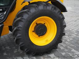 JCB 535-95 / 3.5 T / range 9.5 m / joystick