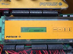 Potain IGO32 Tri/A Mobile self-erecting tower c