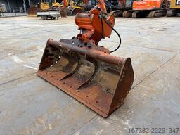 Hitachi ZX210-6