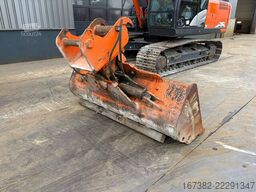 Hitachi ZX210-6