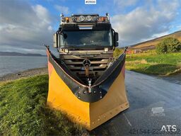Mercedes-Benz Actros 2848 4x4+2 snow rigged hook truck. WATCH VI