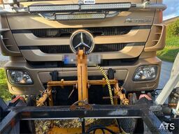 Mercedes-Benz Actros 2848 4x4+2 snow rigged hook truck. WATCH VI