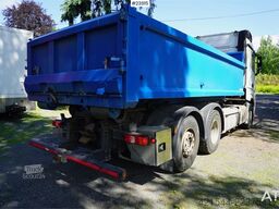 Mercedes-Benz Actros 2558 6x2 Hooklift Truck – Driving School Ve