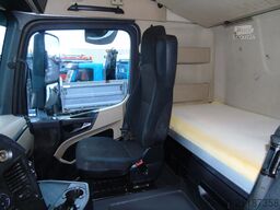 Mercedes-Benz Actros 1842 + EURO 5 + LOW KM + SPOILER