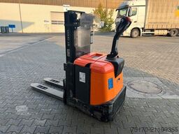 Toyota SPE 125 L / nur 382h ! / Hochhubwagen / 3.350mm