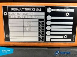 Renault D12 240 4x2 Laadklep 1500KG + Achteruitrijcamera