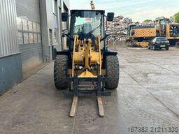 Caterpillar 908