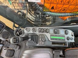 Doosan DX225LC-7