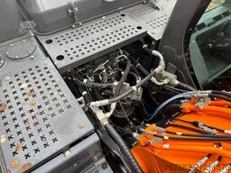 Doosan DX225LC-7
