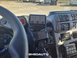 IVECO AD190D42 - CASSONE RIB. TRILATERALE CON GRU DIETRO CABINA