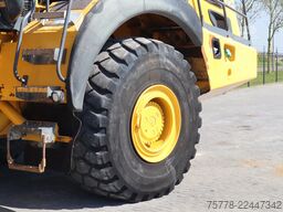 Bell B45E | B 45 E | TAILGATE | GOOD TIRES