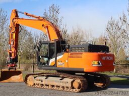 Hitachi ZX300 LC-7 | ROTOTILT | BUCKET