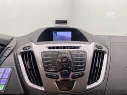 FORD Transit Custom Automatik *RTW/KTW* Tragestuhl 33