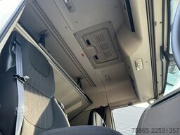 DAF XF 450 FT Space Cab / 593 dkm / Skirts / MX Bra...