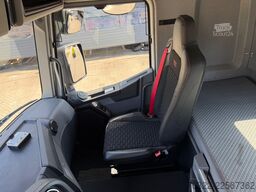 Renault T 440 SLEEPER CAB 13L E6