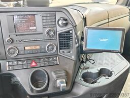 Mercedes-Benz Actros 2543