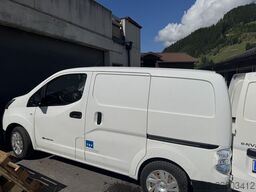 Nissan eNV