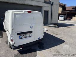 Nissan eNV