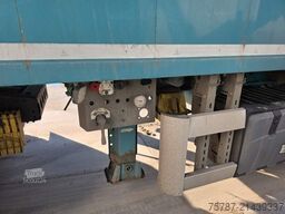 KNAPEN Schubboden 65 cbm, Lift, sauberes Fahrzeug