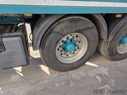 KNAPEN Schubboden 65 cbm, Lift, sauberes Fahrzeug