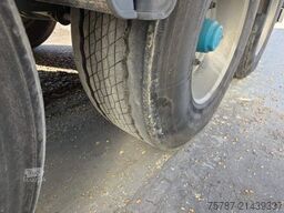 KNAPEN Schubboden 65 cbm, Lift, sauberes Fahrzeug