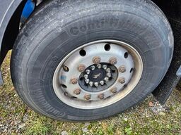 SCHMITZ CARGOBULL Tankchassis mit Tankcontainer, 375.678 Km