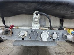 SCHMITZ CARGOBULL Tiefkühler, 3 Kammern, Lift, LBW, SCB*S3B